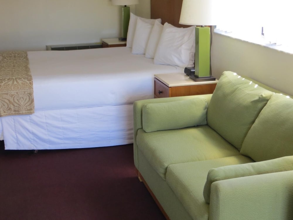 The Central Motel