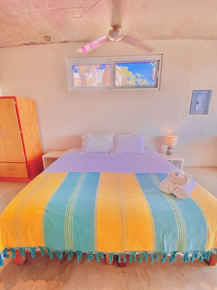 Perro Surfero Hotel Boutique - Todos Santos, BCS