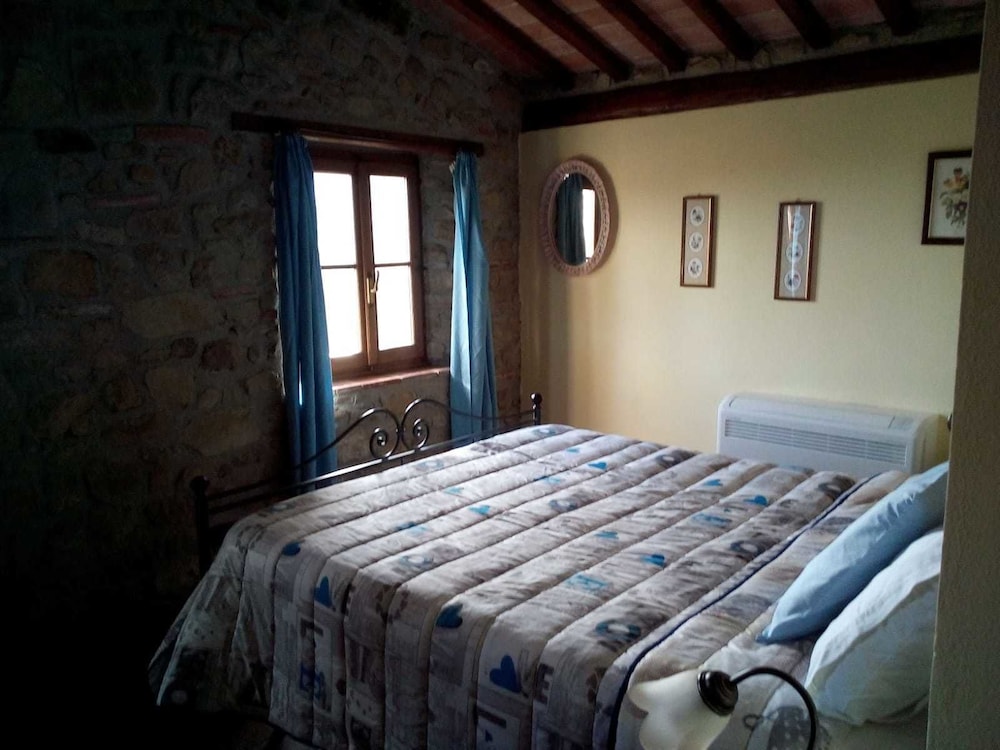 Borgo Due Case view 2