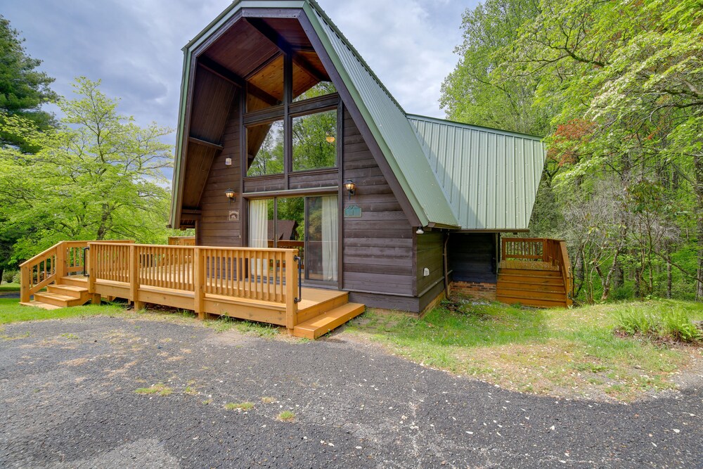 Rustic Fancy Gap Vacation Rental With Fire Pit view 3