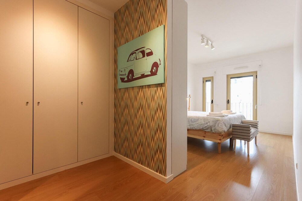 Modern Bright Avenidas Novas by Homing