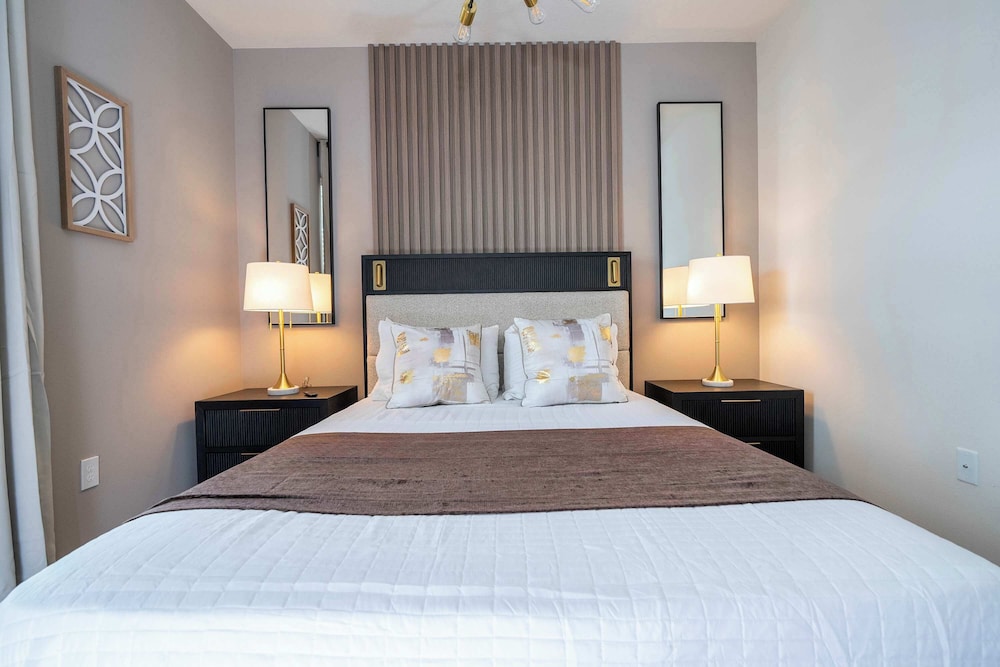 Luxury Private Pool & Themed Rooms Close To Disney 1282