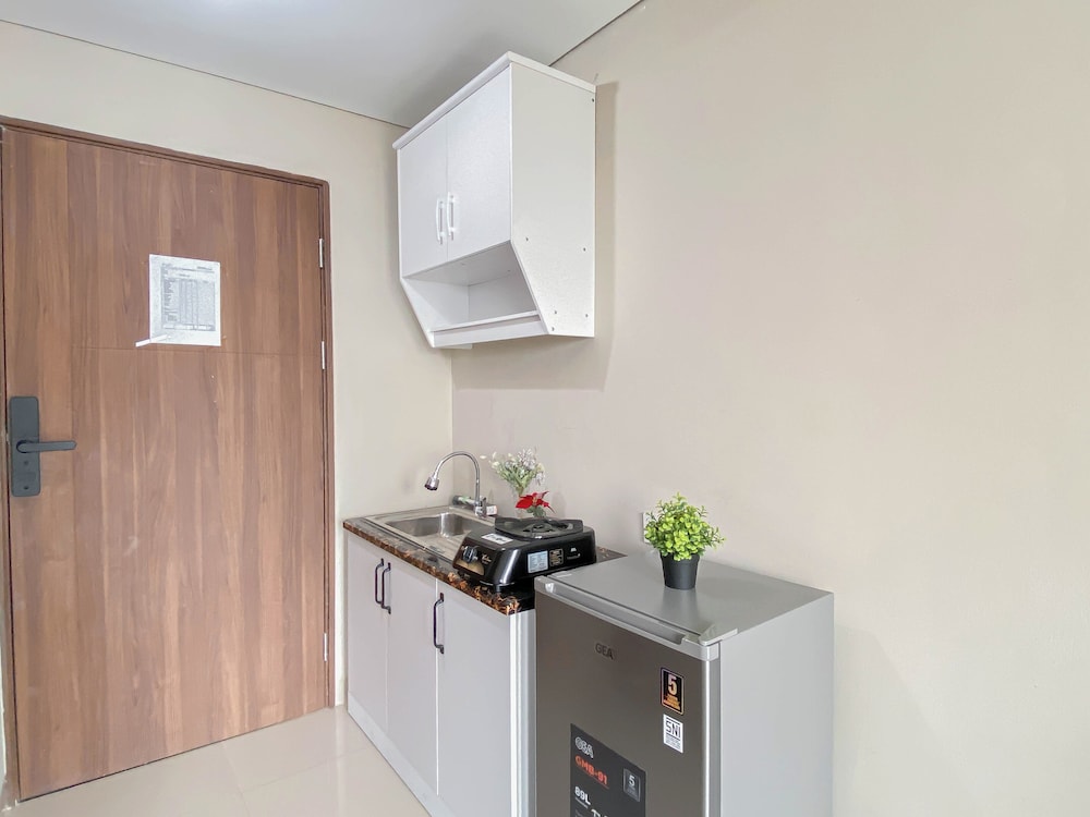 Neutral Minimalist Studio Apartment At Lrt City Sentul - Royal Sentul Park