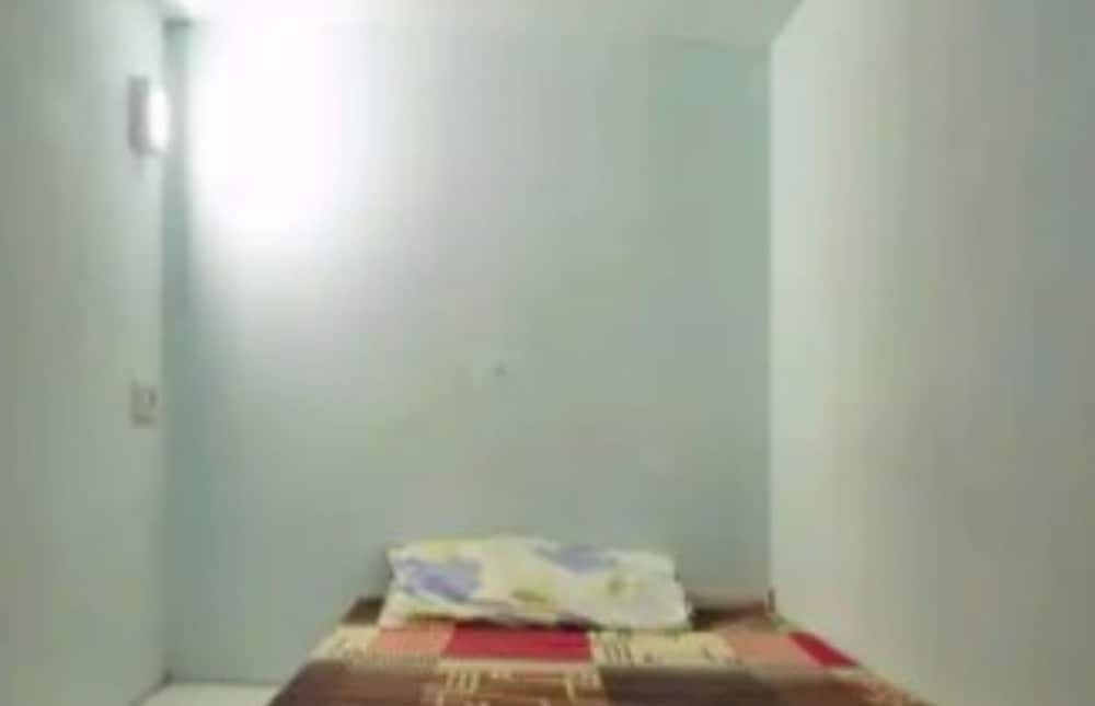 Kabin Kapsul Kayu Jati V Jakarta - Male Only - Hostel