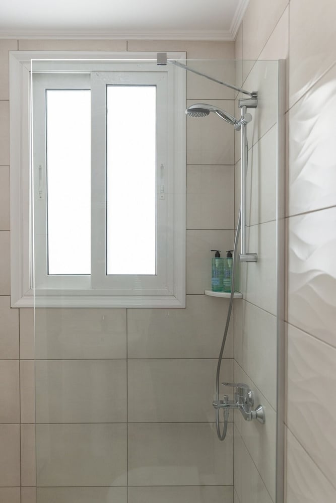 Saint Matthew Central Apartment by Senaon
