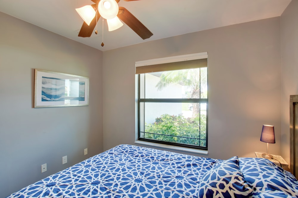 Family Retreat w/ Backyard Oasis in Cape Coral!