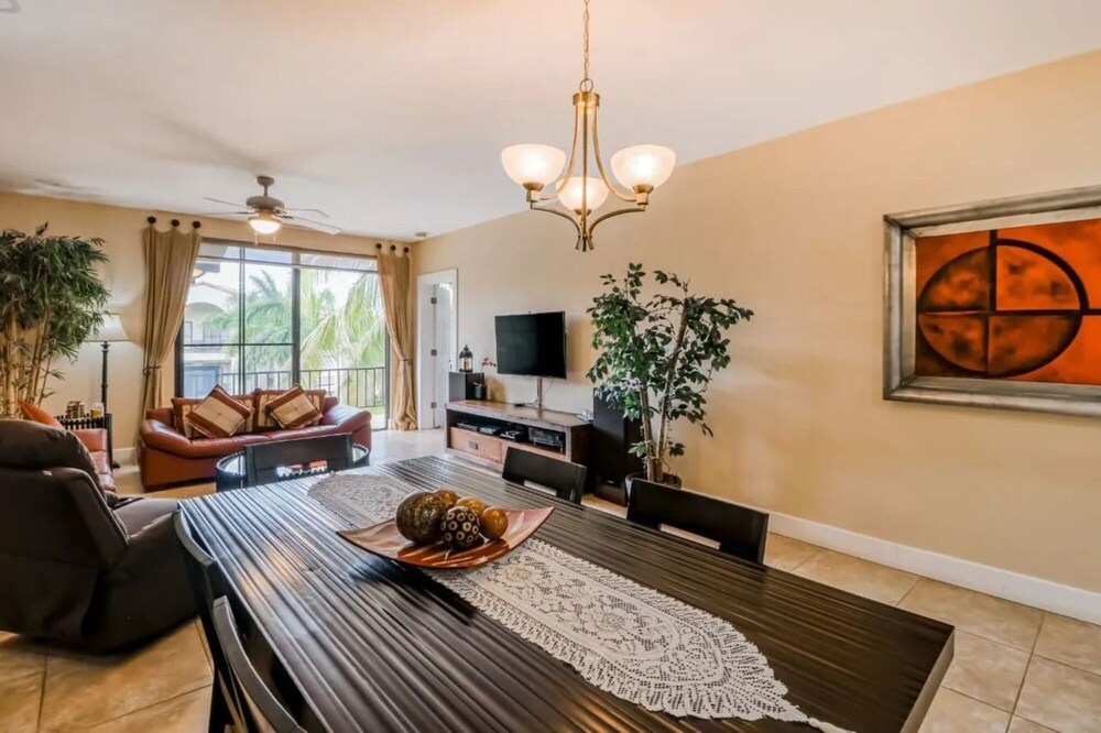 Elegant Condo in High-End Resort Community with Pool and Beach Club Access