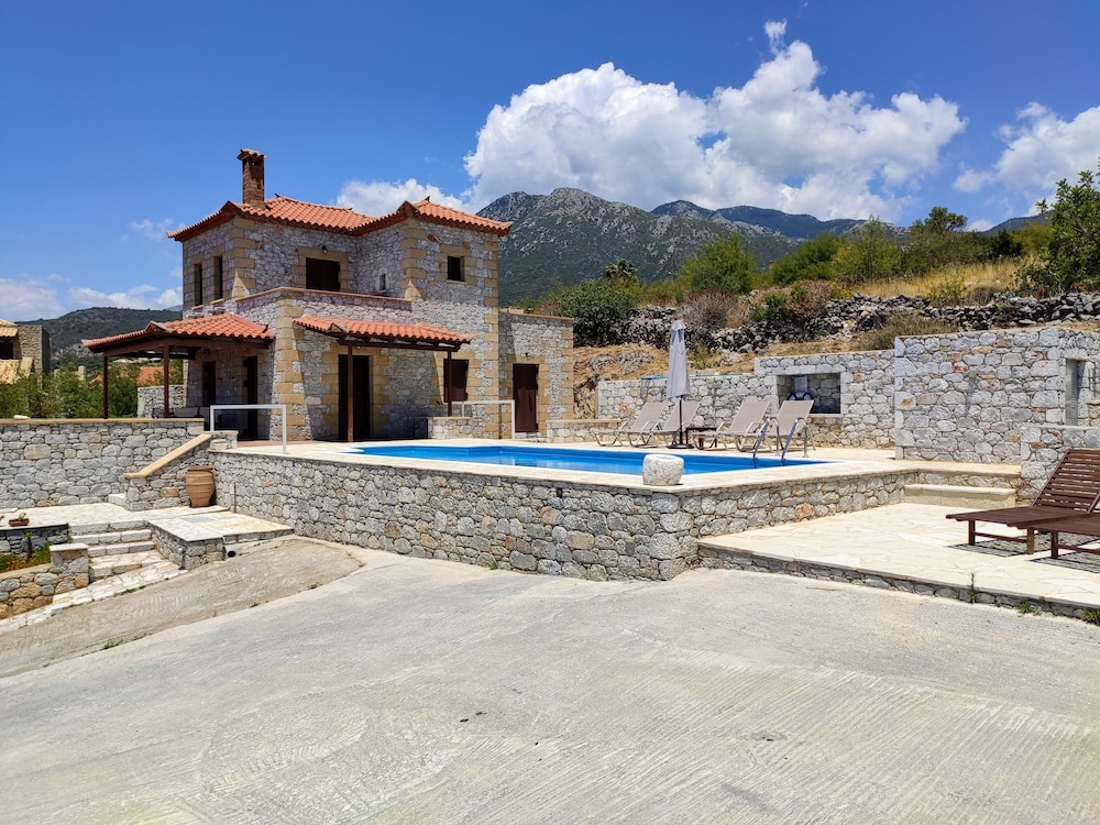 Rathimata villas