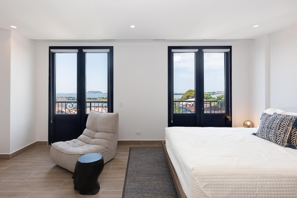 The Acapella Condo by Acomodo