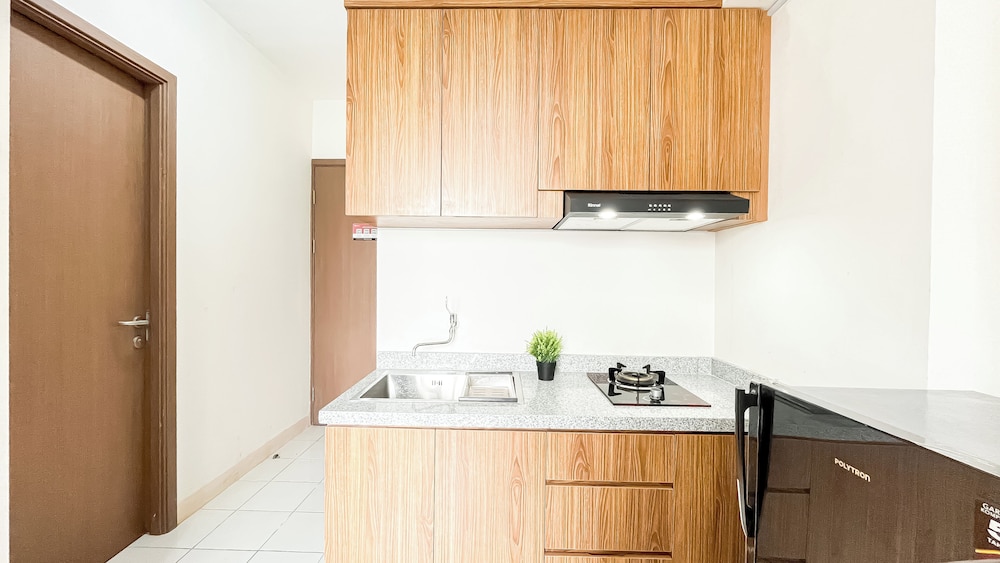 Minimalist Scandinavian Touch 2Br Apartment At Podomoro Golf View