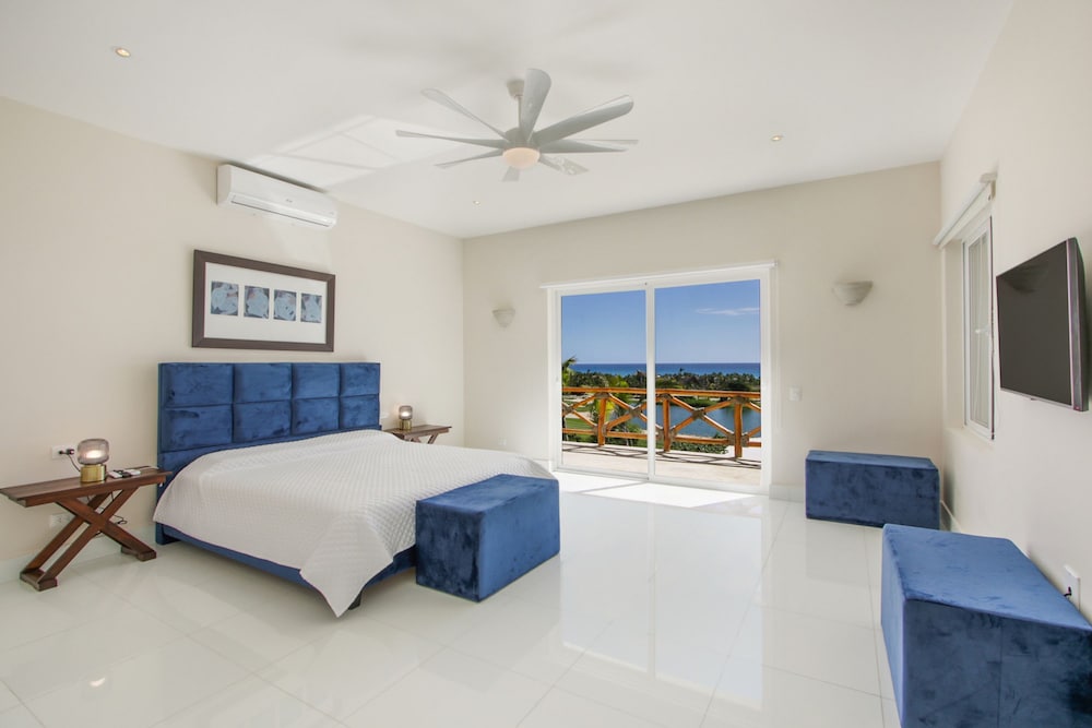 Stunning 6BR Villa With Ocean View in Cap Cana