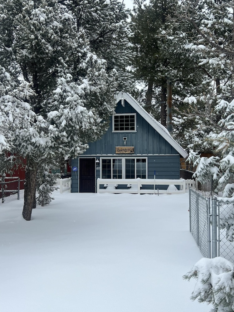 La Concha Chalet view 2
