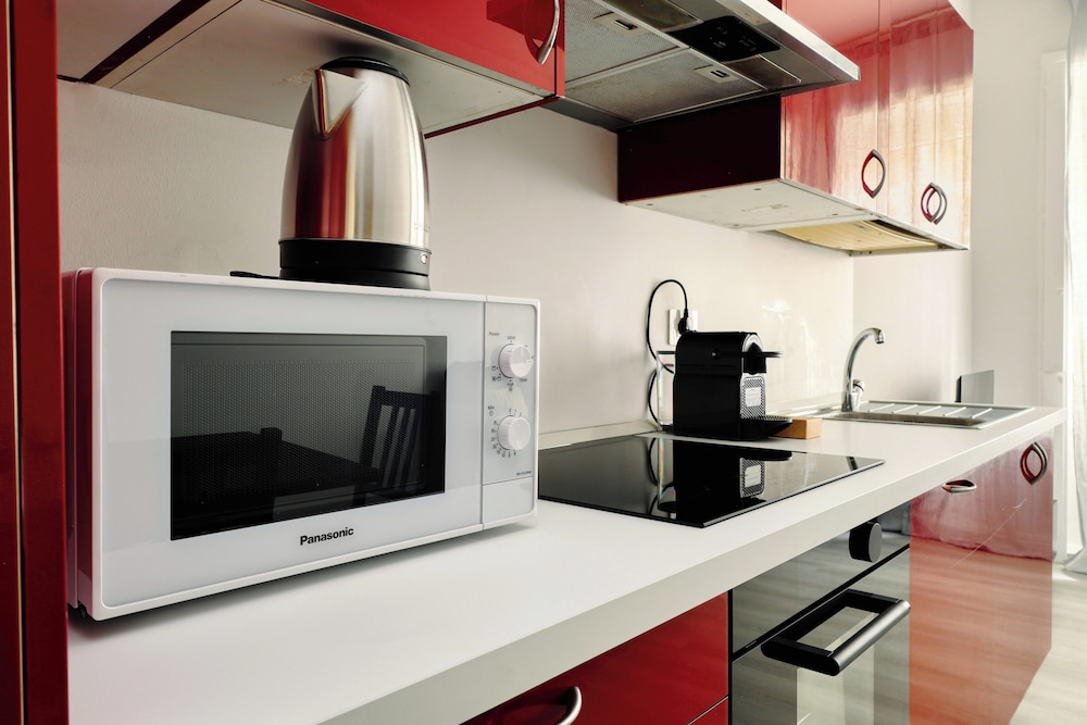 JOIVY Charming 2BR Flat near City Life