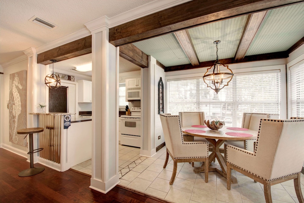 St Simons Island Vacations - Island Square 808 by Hodnett Cooper - Property Image 4