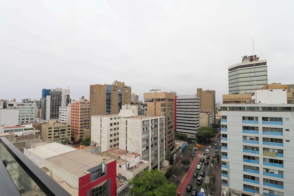 w Dazzling 2BR w Balcony in Miraflores