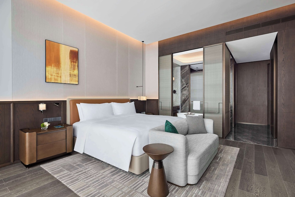 Conrad Chongqing 19