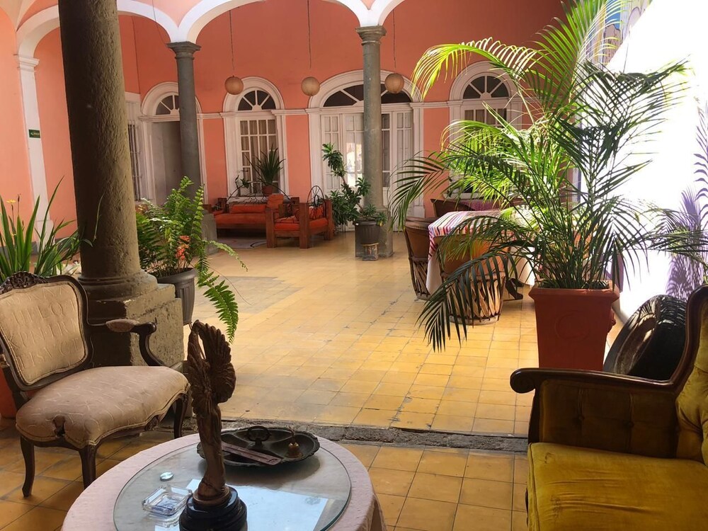 lounge