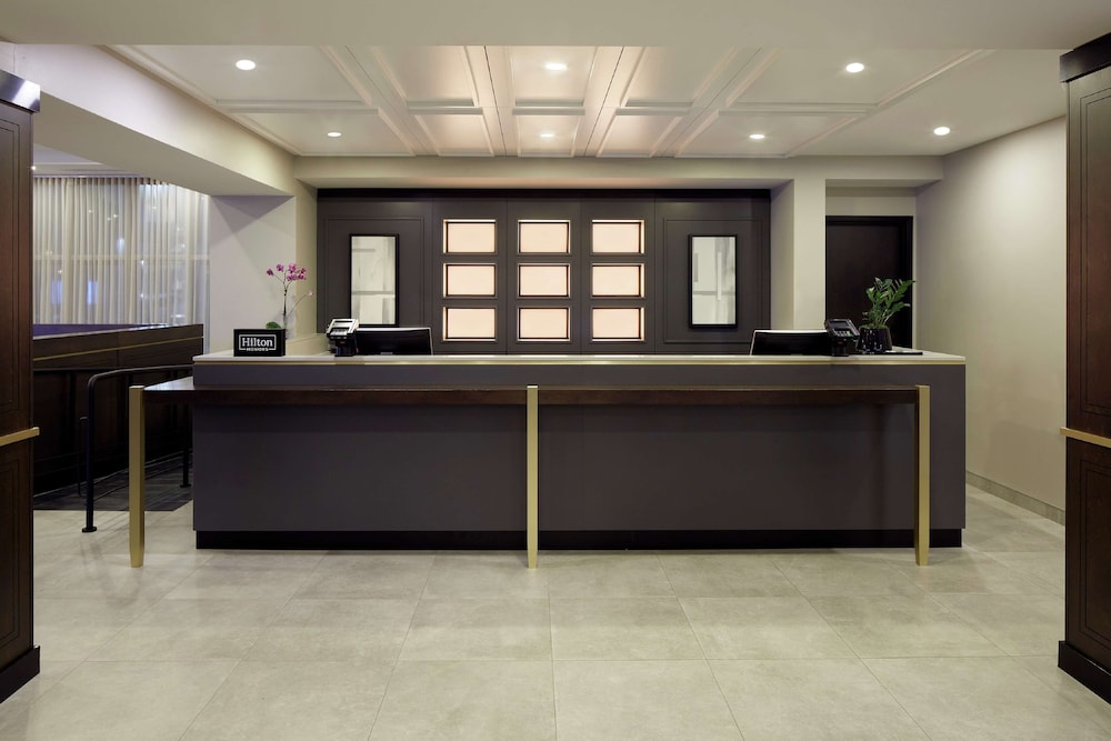 DoubleTree by Hilton Montreal Airport - Property Image 22
