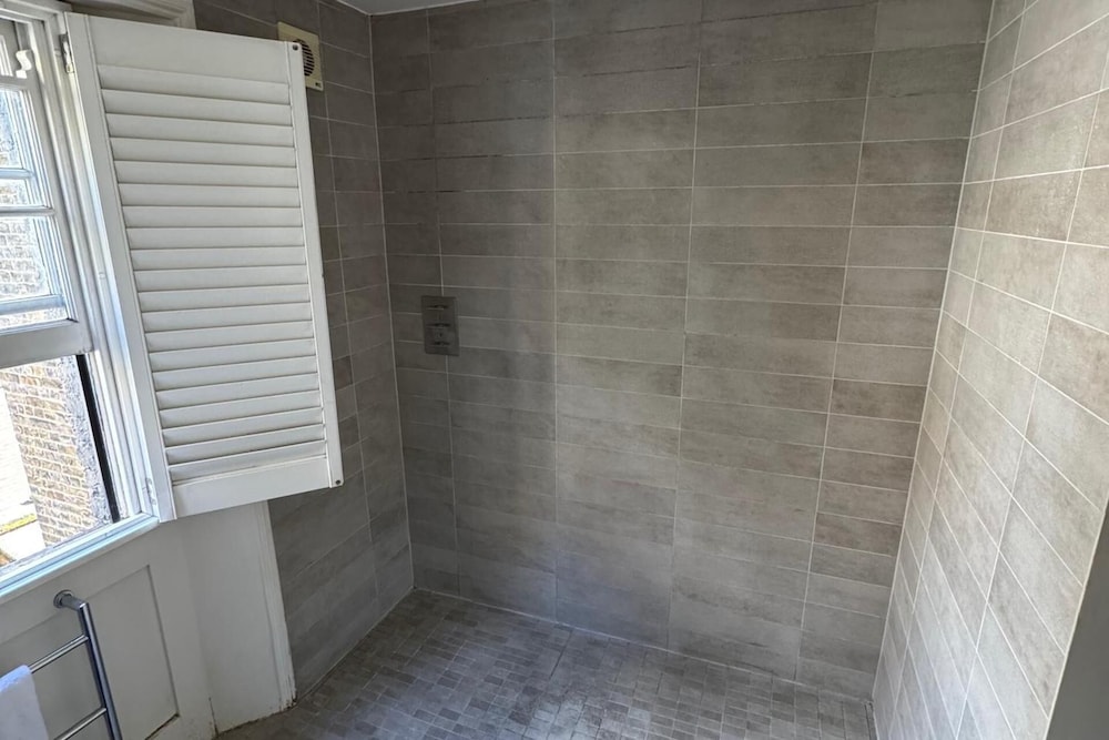 Covent Garden House, 4-bed, Sleeps 10