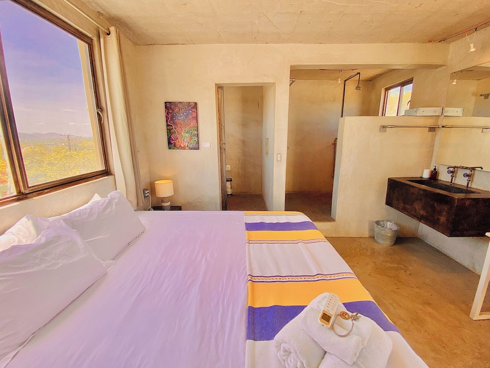 Perro Surfero Hotel Boutique - Todos Santos, BCS