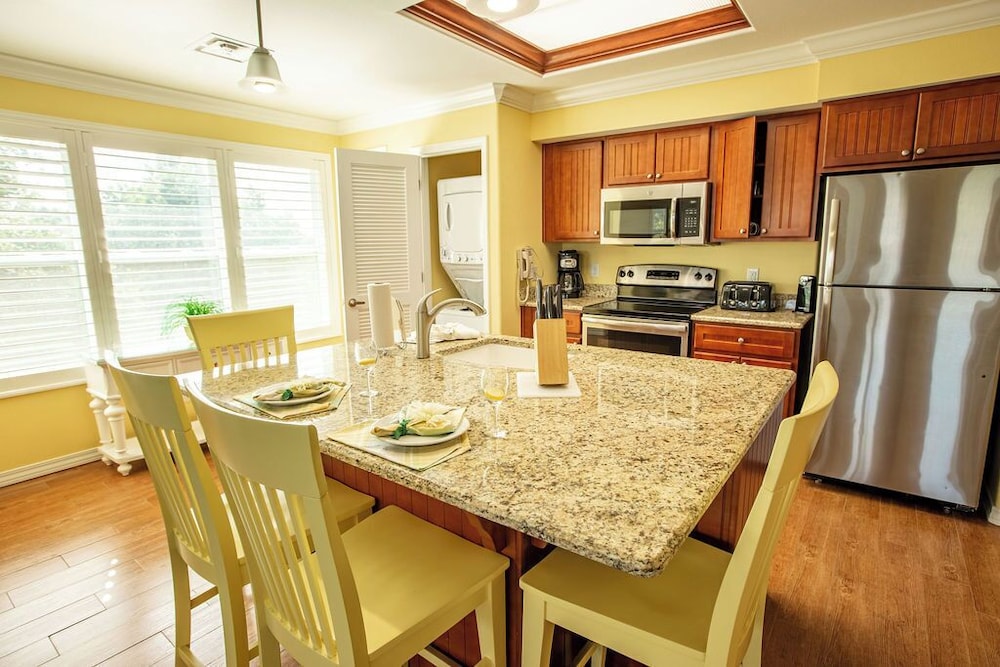 Palace View Heights by Spinnaker Resorts