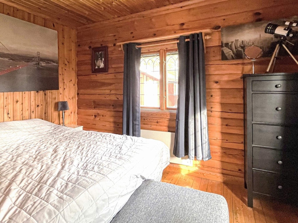 Peaceful Forest Cabin in Dalsland