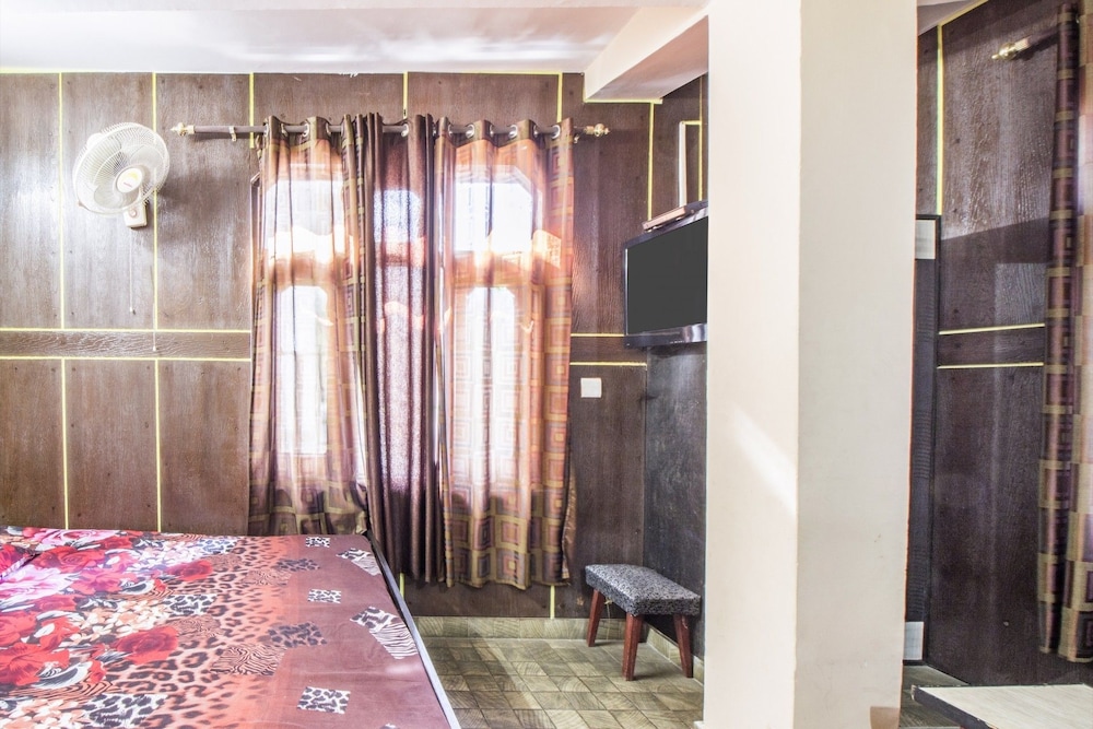 GuestHouser 1 BR Guest house 744d