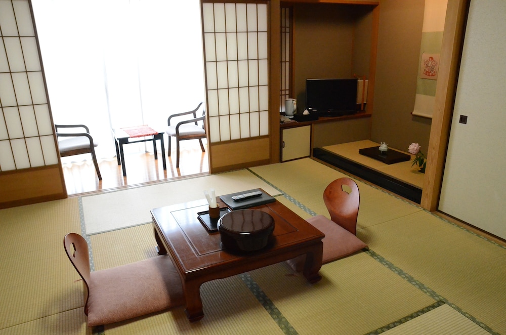 Hotel Ryokan Kyo-no-yado Kagihei - Image 1