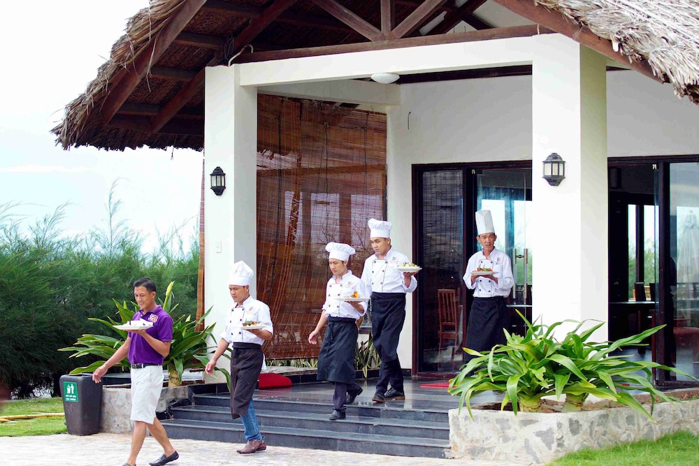 Blue Bay Mui Ne Resort & Spa