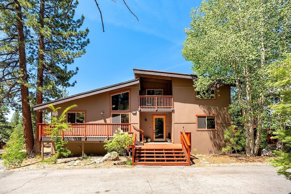 Cold Creek Lodge 3 Bedroom Home