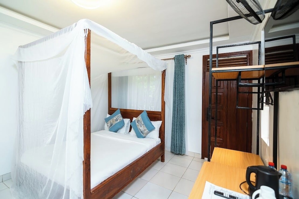 Harry's Kisumu Oasis