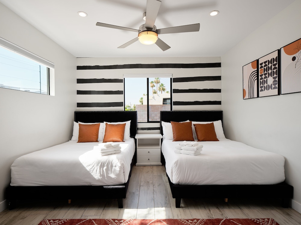 Sunset - Private Pool & Spa - Walk to Old Town