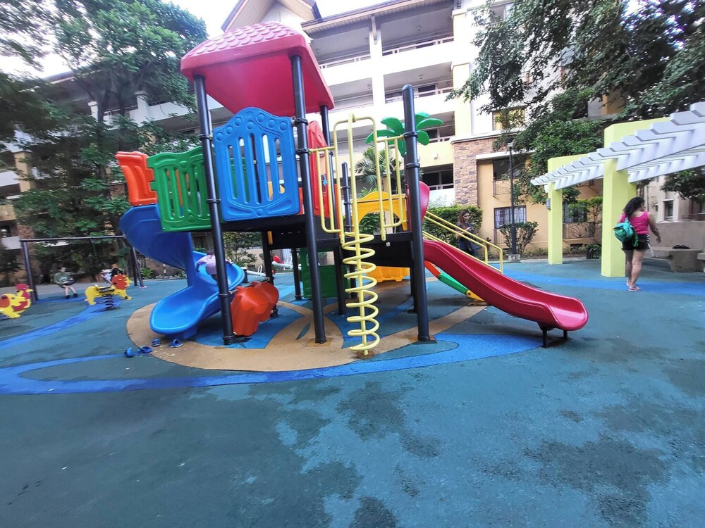 Oasis Living in Pasig City - 2bedroom Condo for Rent