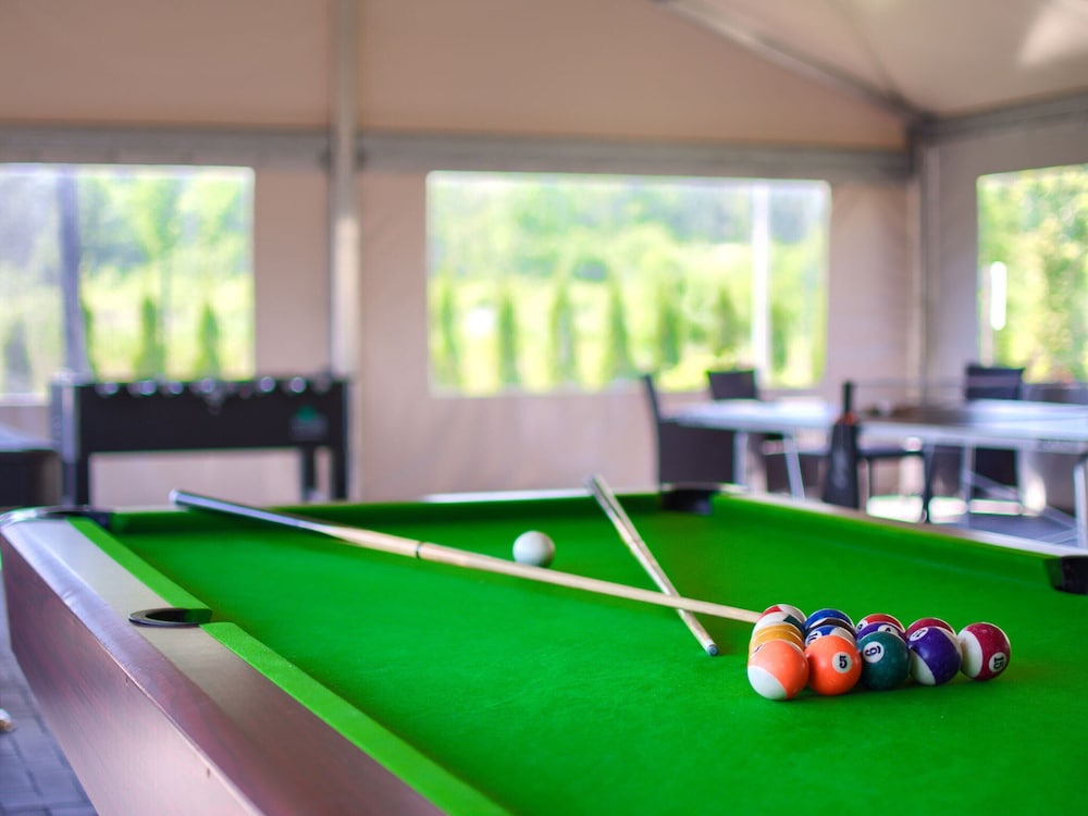 Luxury Holiday Home in Rogowo With Pool