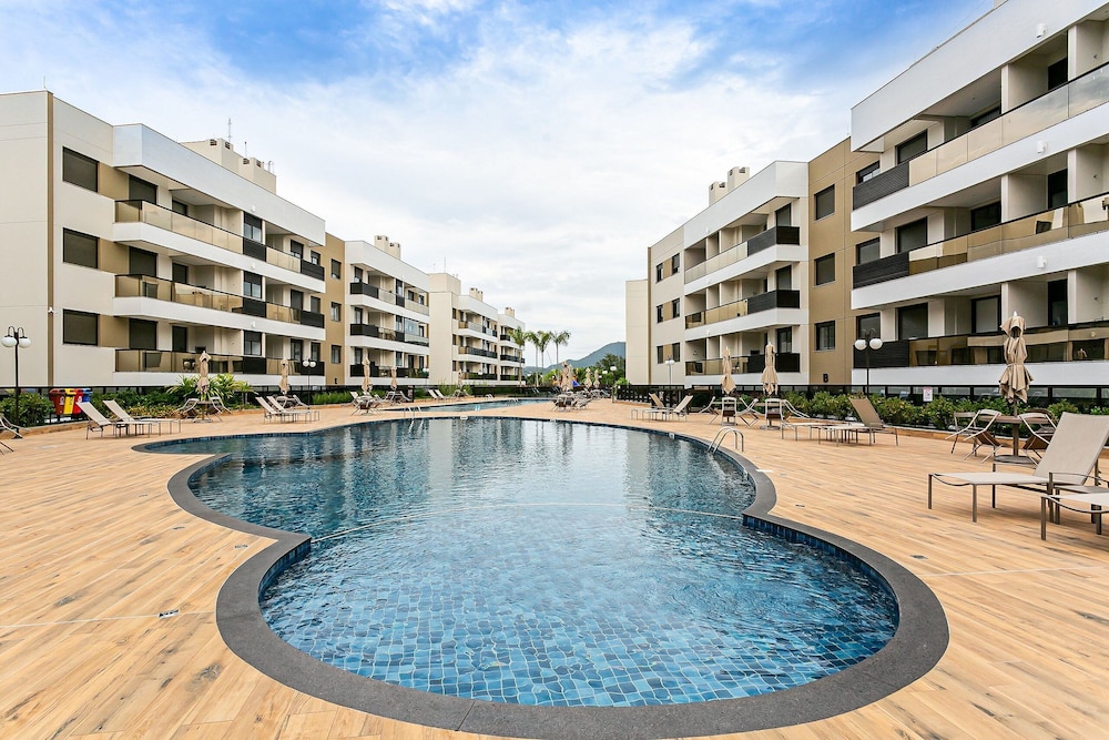 Apartments With Pools 200m From the sea Floripa-sc ADC