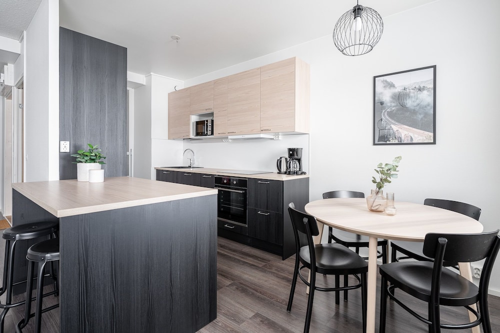 Newly Renovated 1BR Home that Hosts up to 8 Guests view 4