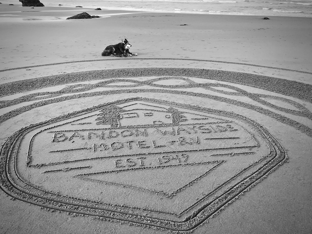 b.side motel + rv