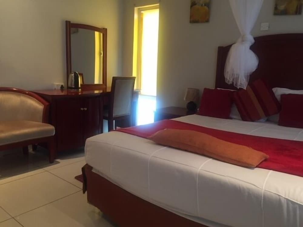 Comfort Palace Guesthouse Kasane