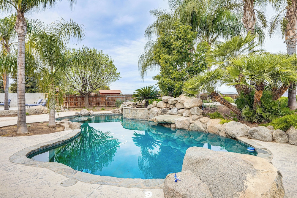 Outdoor Oasis & More: Group Getaway in Porterville