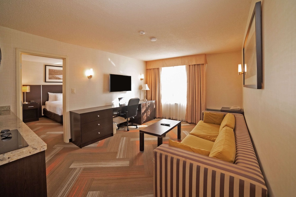 Quality Hotel - Property Image 3