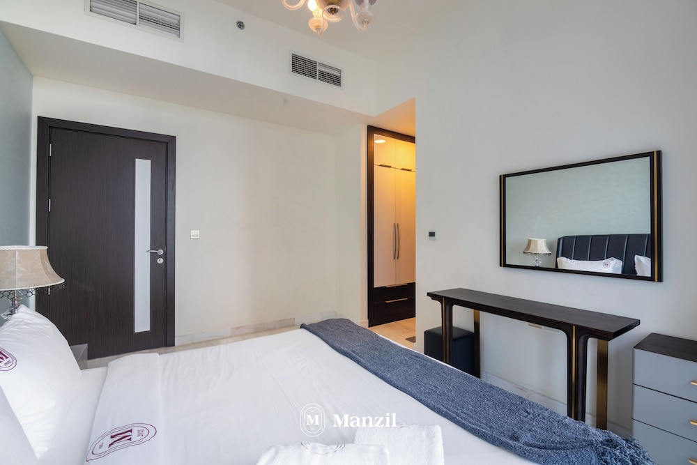 Manzil - Luxury 2BR w Pool and Burj View