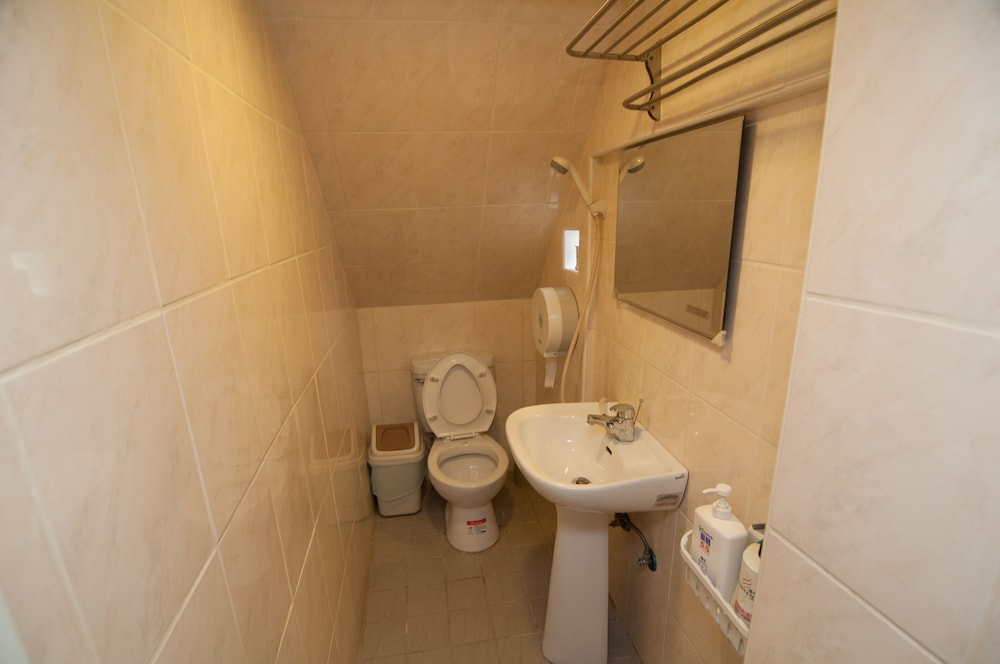 Mengqi Hostel