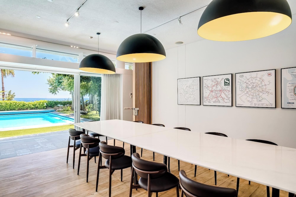 Opulent Spacious Fresnaye Sea View Leonotis Villa
