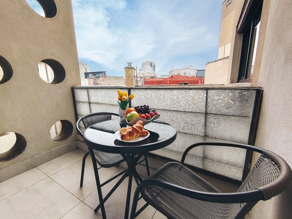Aiastay Bucharest River Apartments