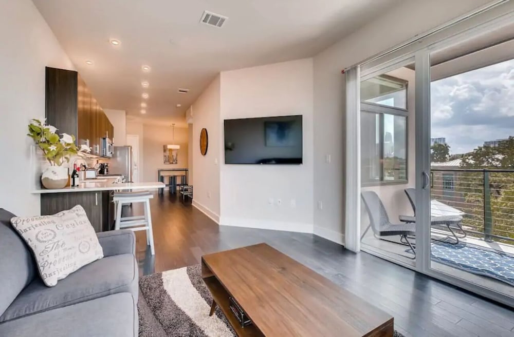 Capital View Condos Downtown Austin