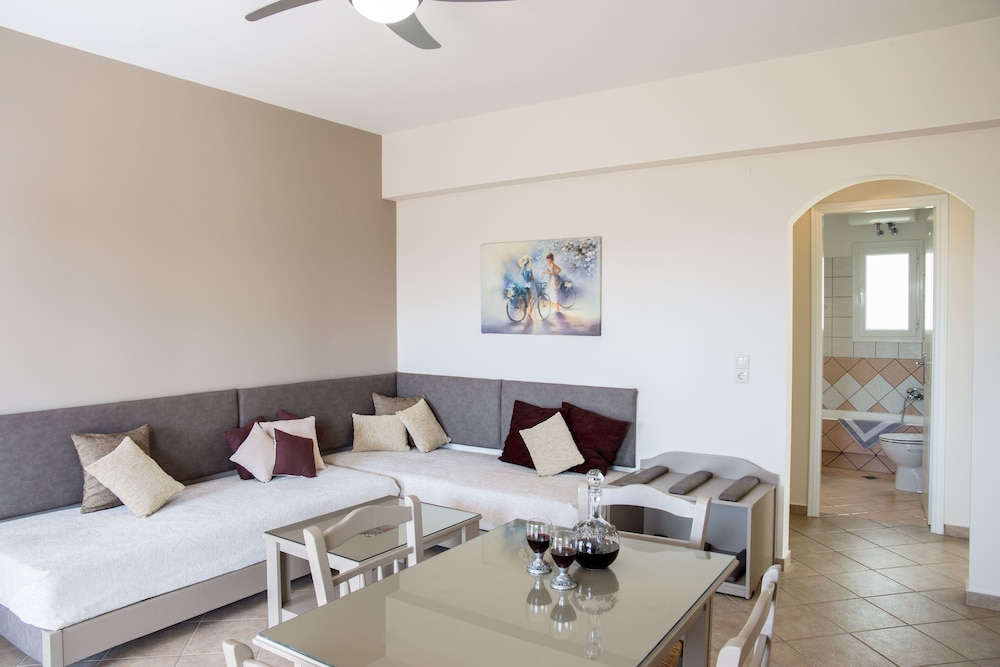 Dina Apartments