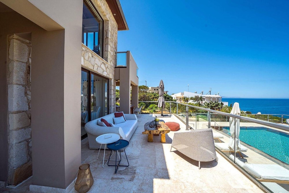 Tersanas Villas