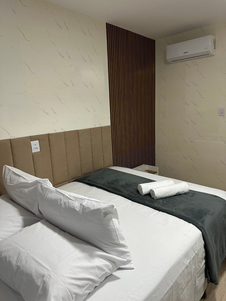 Fully Equipped Apartments in a Privileged Location, 150m From the Beach in Salvador Sess