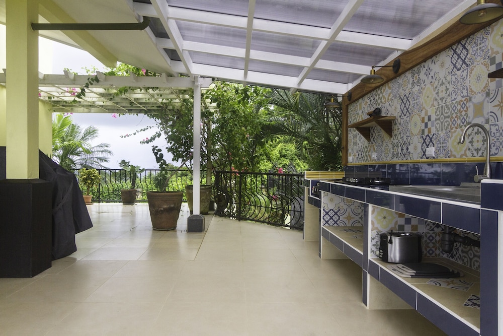 H-hill 3 Bedroom Home