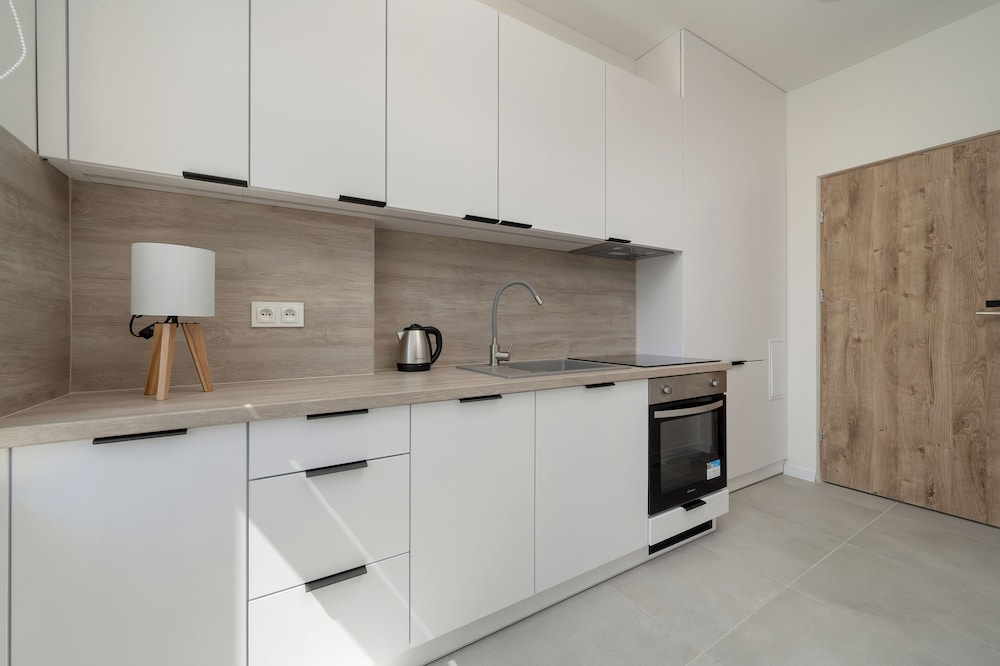 Comfortable Wroclaw Studio by Renters